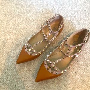 Valentino studs